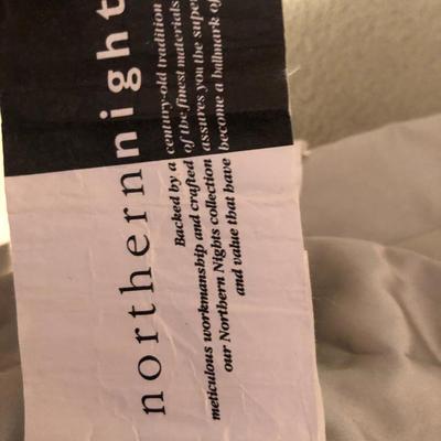 Huge Lot: Queen Bedding/Blankets/Pacific Coast Feather Co. Down Comforter - Lot 257