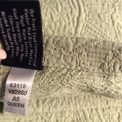 Huge Lot: Queen Bedding/Blankets/Pacific Coast Feather Co. Down Comforter - Lot 257