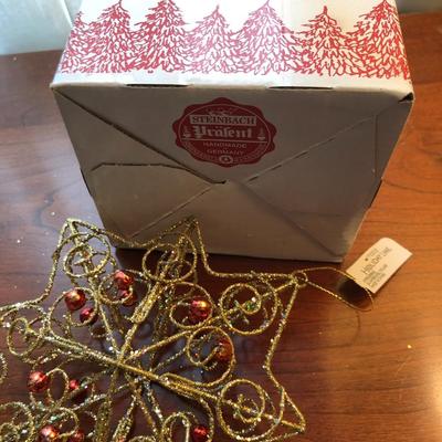 New Holiday Ornaments: Steinbach & Macyâ€™s Star -Lot 259
