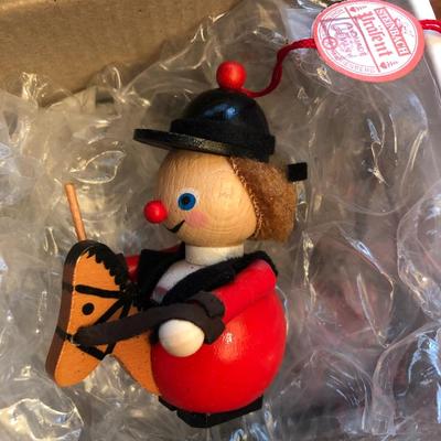 New Holiday Ornaments: Steinbach & Macyâ€™s Star -Lot 259