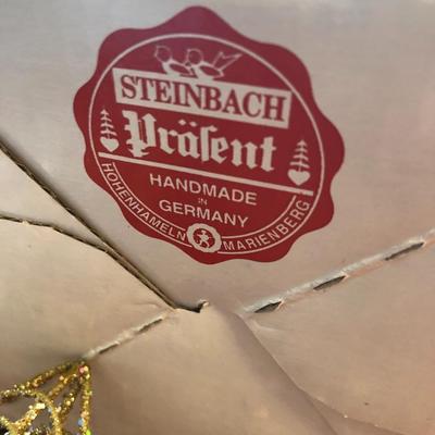 New Holiday Ornaments: Steinbach & Macyâ€™s Star -Lot 259