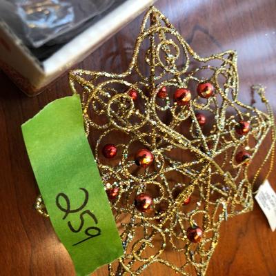 New Holiday Ornaments: Steinbach & Macyâ€™s Star -Lot 259