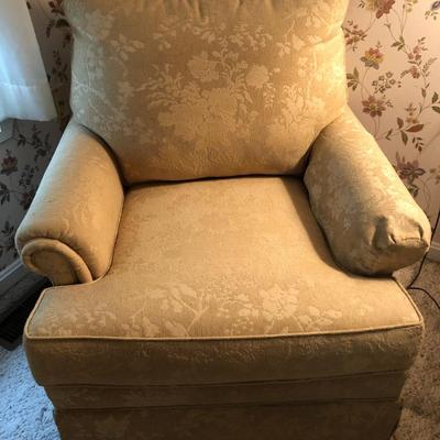 Ethan Allen Upholstered Chair 35Lx37Wx37H -Lot 268