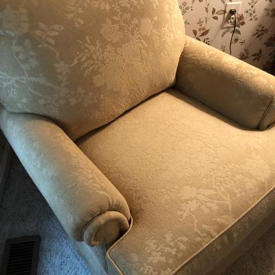 Ethan Allen Upholstered Chair 35Lx37Wx37H -Lot 268