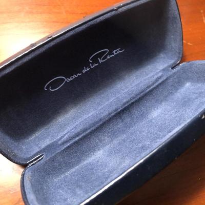 Eyeglasses & Cases - Lot 271