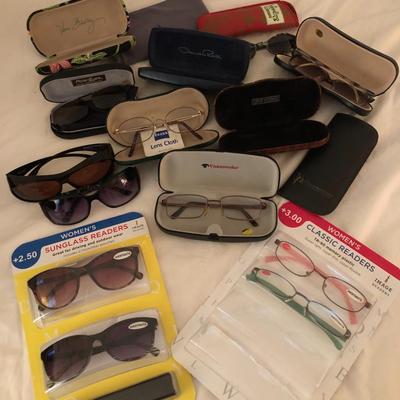 Eyeglasses & Cases - Lot 271