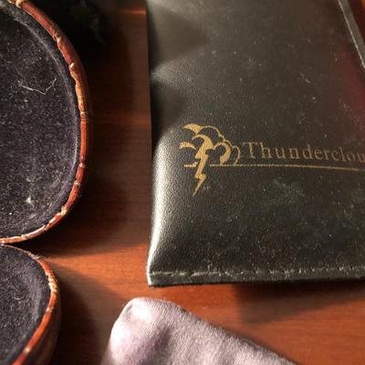 Eyeglasses & Cases - Lot 271