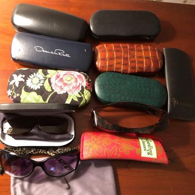 Eyeglasses & Cases - Lot 271