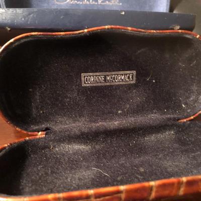 Eyeglasses & Cases - Lot 271