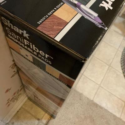 New In Box SHARK STEAMER / MOP