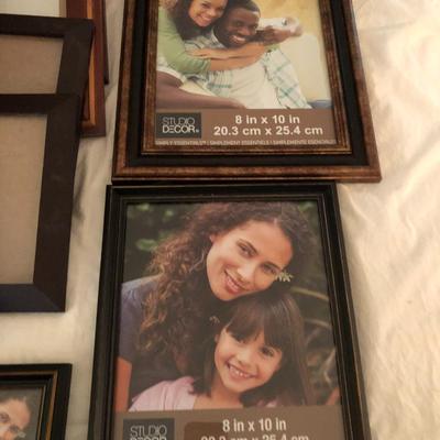 Large basket full of picture frames -Lot 273