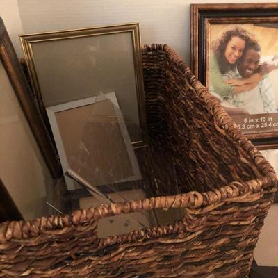 Large basket full of picture frames -Lot 273