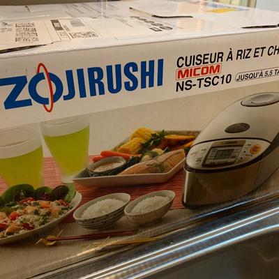 Zojirushi Rice Cooker New In Box