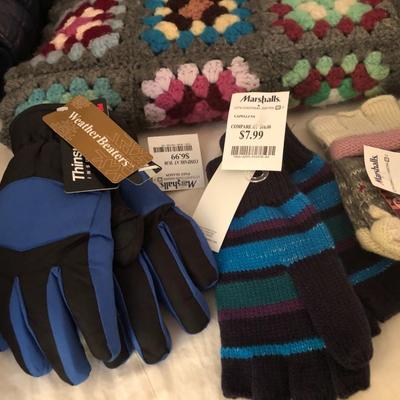 Winter Lot: Crochet Blanket/Gloves/Hats/Scarves -Lot 275