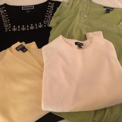 Ladies Tops Large: Lands Ends & Karen Scott -Lot 276