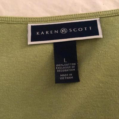 Ladies Tops Large: Lands Ends & Karen Scott -Lot 276