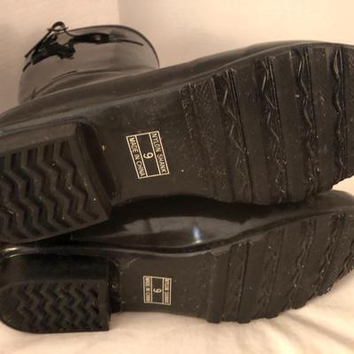 Womenâ€™s L.L. Bean Wellie & Sorel Boots (Sz 9M & 9.5) -Lot 277