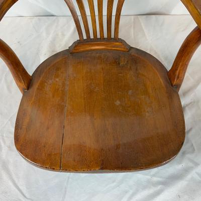 Lot 224 | Gorgeous Office Chair | No Base