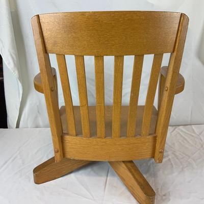 Lot 225 | Oak Office Chair