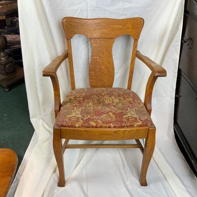 Lot 227 | Tiger Oak Arm Chair