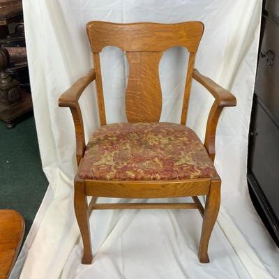 Lot 227 | Tiger Oak Arm Chair