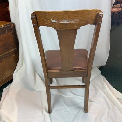Lot 232 | Single Chair | Faux Leather