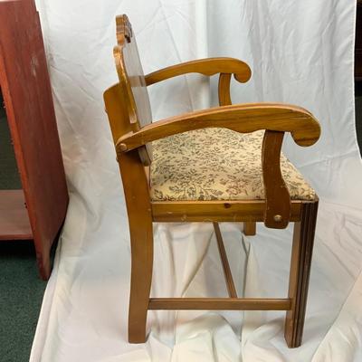 Lot 239 | Art Deco Inlaid Back Vanity Chair