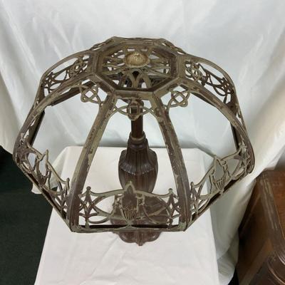 Lot 241 | Bradley & Hubbard Lamp | Shade Frame
