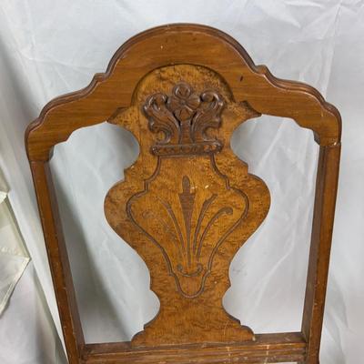 Lot 254 | Dining Chair with No Seat