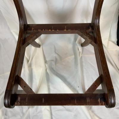 Lot 257 | Nice Single Chair
