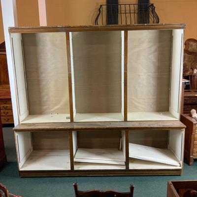 Lot 262 | Massive Vintage Store Display Unit