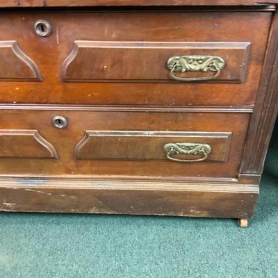 Lot 270 | Victorian Dresser