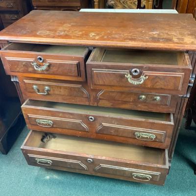 Lot 270 | Victorian Dresser