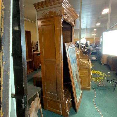 Lot 273 | Large Wardrobe Mirrored Cabinet