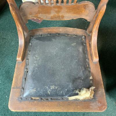 Lot 274 | Short-Legged Chair