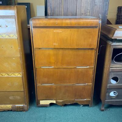 Lot 283 | Art Deco Waterfall Chest