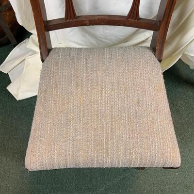 Lot 289 | Single Accent Chair