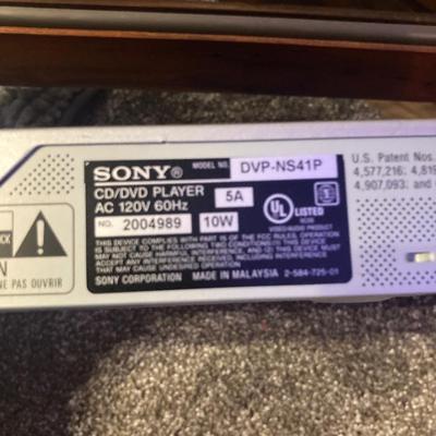 Sony 5.1 Channel AV Receiver- STR-K660P And  Sony DVP-NS41P Progressive Scan Component Digital Video CD/DVD Player