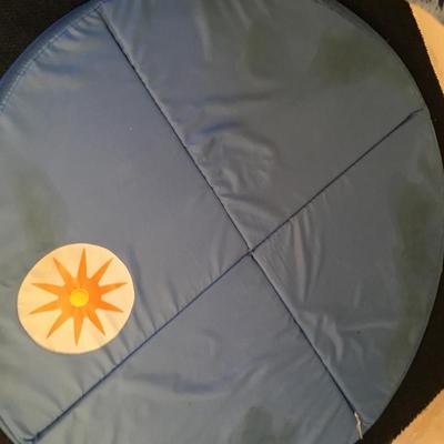 Knights hanging play tent