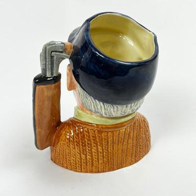 1527 Vintage Royal Doulton Large Golfer Toby Mug D6627