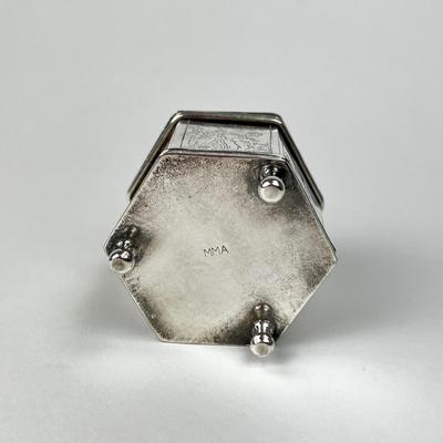 1535 MMA Sterling Silver Dutch Marriage Box
