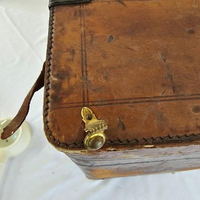 Antique Leather Travel Case (WS-JS)