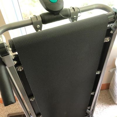 Compact Manual Treadmill #1 Tested -Lot 278