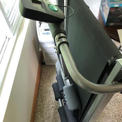 Compact Manual Treadmill #1 Tested -Lot 278