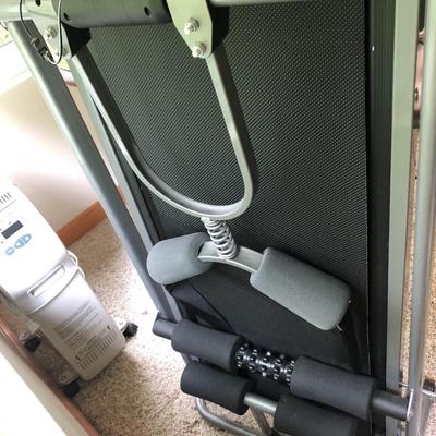 Compact Manual Treadmill #1 Tested -Lot 278