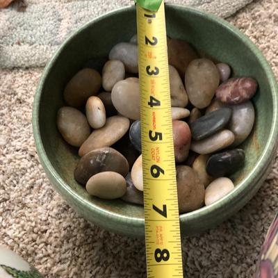 Plants-Pots-Stands-Stones Lot 284
