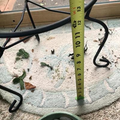 Plants-Pots-Stands-Stones Lot 284