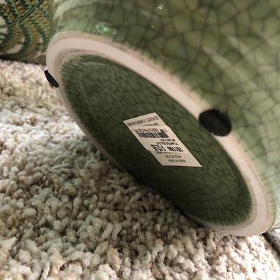 Plants-Pots-Stands-Stones Lot 284