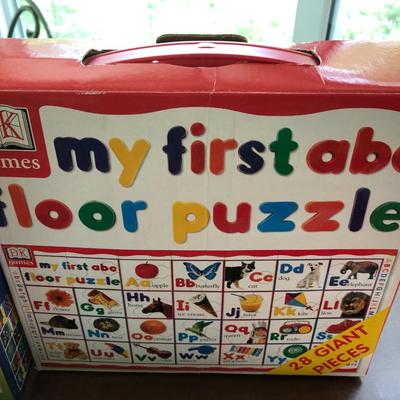 Kids Floor Puzzles, Coloring Books & More -Lot 285