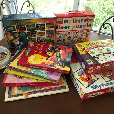 Kids Floor Puzzles, Coloring Books & More -Lot 285